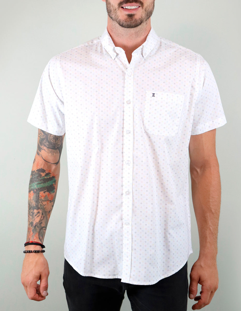 CAMISA MANGA CORTA BLANCA ESTAMPADA 100% ALGODÓN  REF 2206177 E