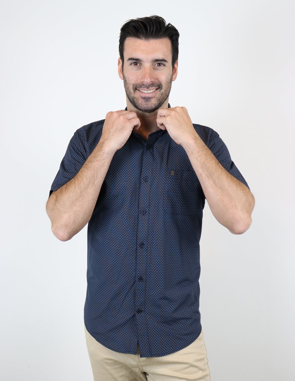 Camisa Azul con Estampado de Manga Corta 2210358