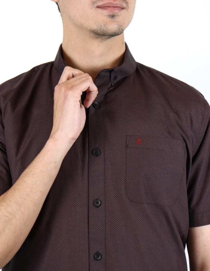 Camisa Vino con Estampado de Manga Corta 2210360 - dioromx