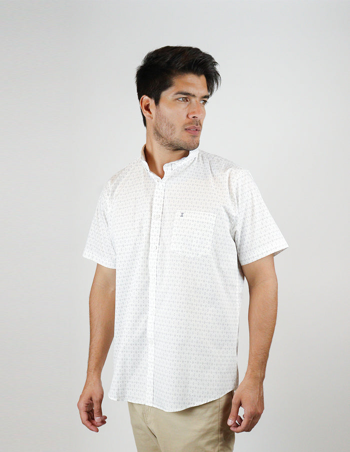 Camisa Manga Corta 100% Algodón Blanca con Estampado