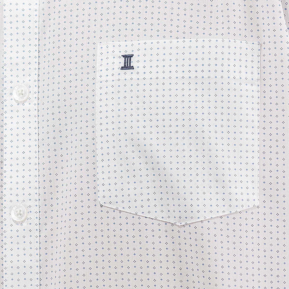 Camisa Blanca Estampado con Manga Corta 2409182
