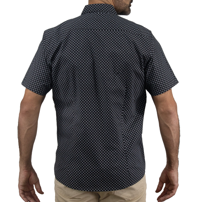 Camisa Negra con Estampado de Manga Corta 2409185