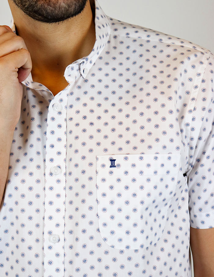 CAMISA MANGA CORTA BLANCO ESTAMPADO 100% ALGODÓN