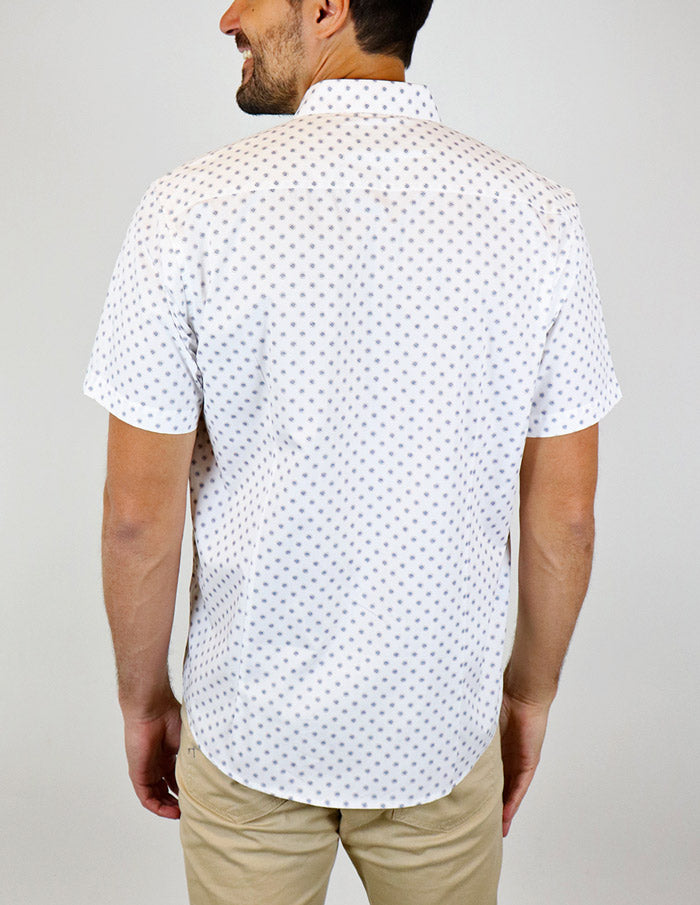 CAMISA MANGA CORTA BLANCO ESTAMPADO 100% ALGODÓN  REF 2301027